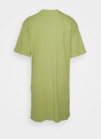 Оливковое (хаки) кэжуал платье-футболка оверсайз в рубчик Missguided однотонное
