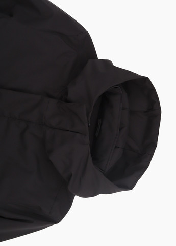 Чорна демісезонна куртка Remain