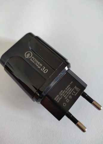 Зарядний пристрій для телефону QC 3.0 чорний No Brand (258000222)