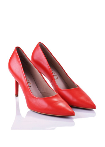 Красные женские классические туфли на высоком каблуке - фото