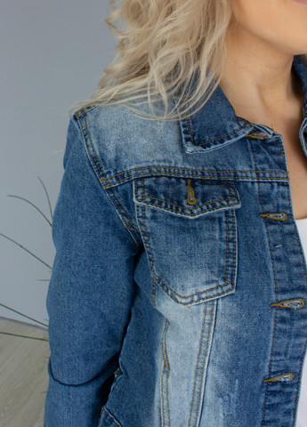 Синя демісезонна джинсова куртка жіноча синя з потертостями вкорочена JEANSclub Прямая