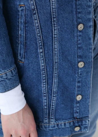 Синяя демисезонная джинсовая куртка женская синяя удлиненная JEANSclub Прямая