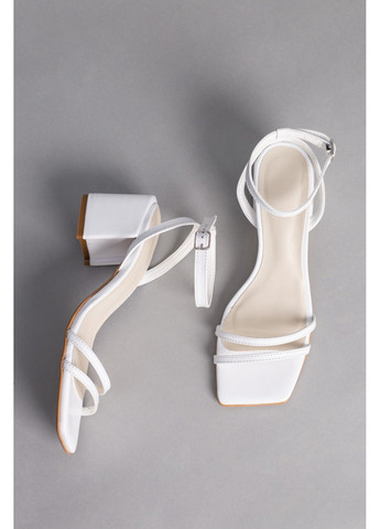 Жіночі шкіряні босоніжки 40 VZUTIK (258163268)