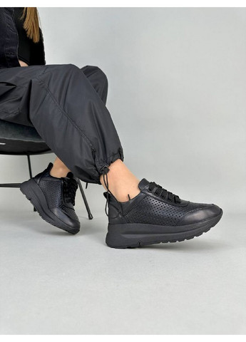 Черные всесезонные женские кожаные кроссовки 41 VZUTIK