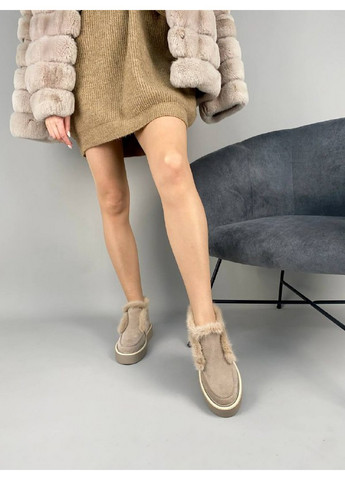 VZUTIK Женские замшевые лоферы 38 бежевый з натуральная замша, украина — зима (258163455)