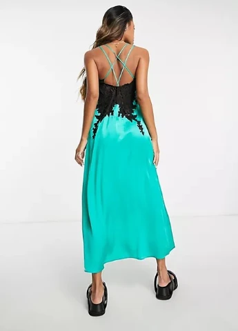 Зеленое платье Topshop