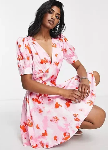 Розовое платье Topshop