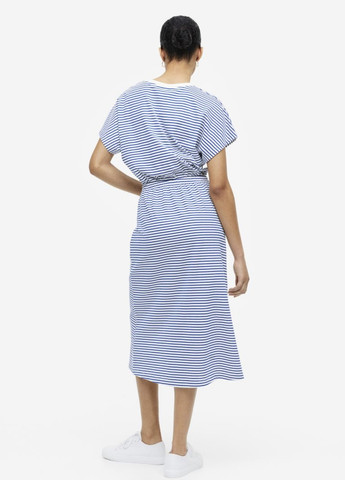Комбинированное кэжуал трикотажное платье H&M в полоску