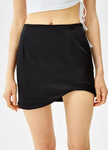 Черная юбка Bershka
