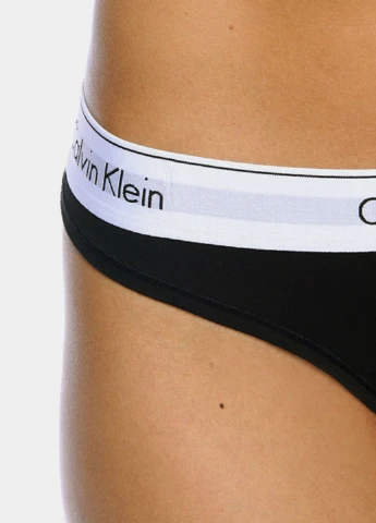 Жіночі труси стрінги Underwear F3786E-001 M Black Calvin Klein (258261460)