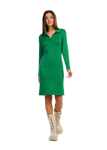 Зеленое трикотажное хлопковое платье SVTR
