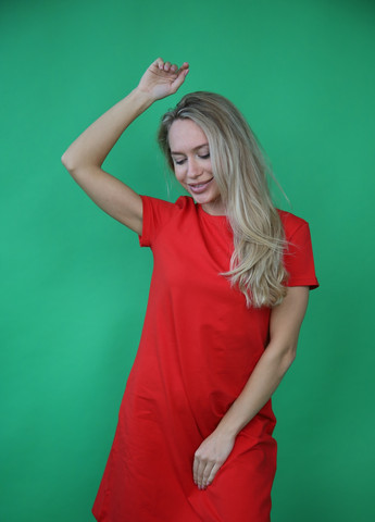 Красное кэжуал платье-футболка платье-футболка TvoePolo однотонное