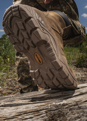 Коричневые летние берцы тактические. мужские ультралёгкие боєвые ботинки hi-legs coyote р. 40 258 мм берцы MAXSTEEL