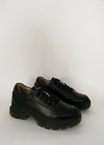 Черные всесезонные кроссовки Aura Shoes