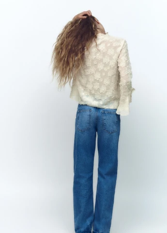 Молочна блузка Zara