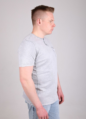 Світло-сіра футболка чоловіча світло-сіра пряма з кишенею з коротким рукавом Bagarda Прямая