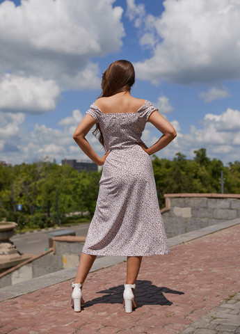 Молочное повседневный платье MN