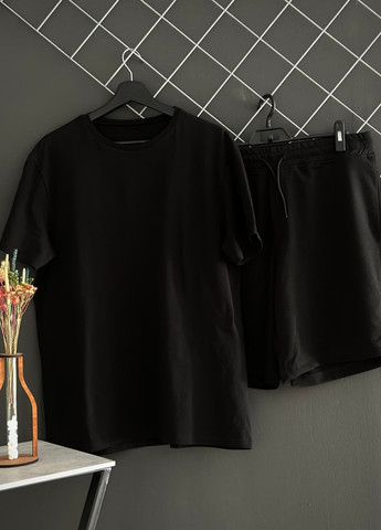 Чорний літній шорти чорні + футболка чорна Vakko
