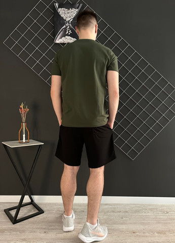 Оливковый (хаки) летний шорты черные + футболка хаки Vakko