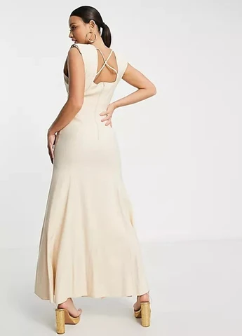 Бежева сукня Asos