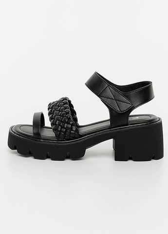 Черные босоножки женские на каблуках Wilmar