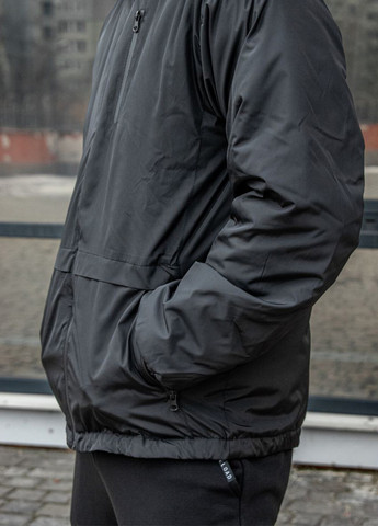 Чорна демісезонна куртка escape Reload