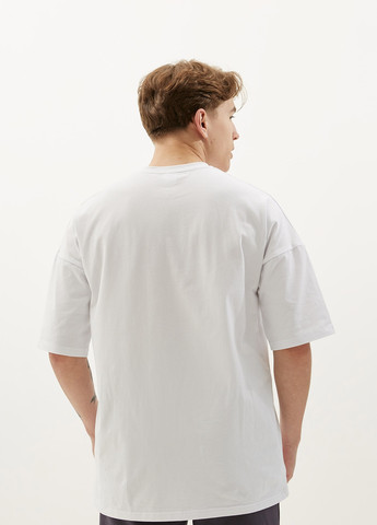 Белая мужская футболка ukrcapitalgreatpeople Gen