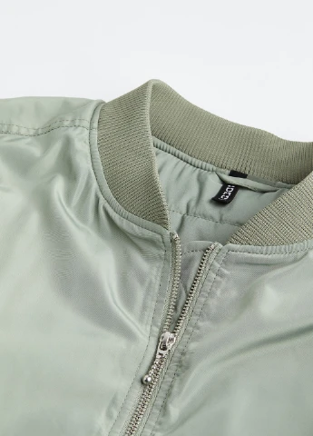 Світло-зелена демісезонна бомбер H&M
