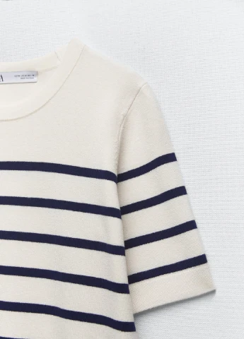 Молочний демісезонний светр Zara