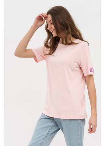 Розовая демисезон футболка Lesia