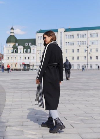 Чорне демісезонне Пальто MN