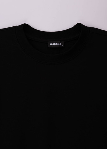 Чорна футболка Breezy