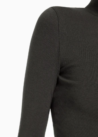 Темно-серый летний свитер Bershka