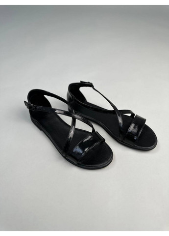 Повседневные женские кожаные босоножки 40 VZUTIK