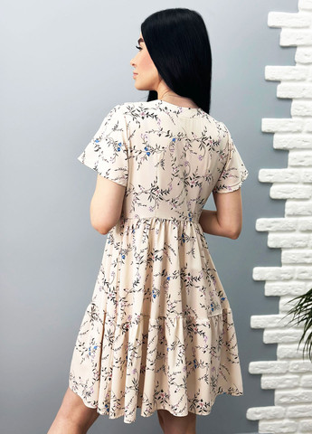 Бежевое кэжуал короткое летнее платье с цветочным принтом Fashion Girl с цветочным принтом