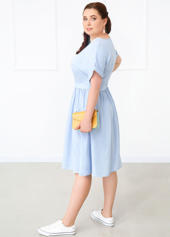 Блакитна повсякденний жіноча сукня міді з короткими рукавами Fashion Girl однотонна