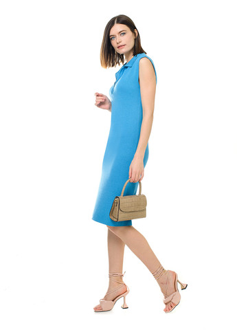 Синя трикотажна сукня - з коміром «поло» SVTR