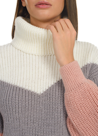 Пудровий трьохкольоровий об'ємний светр “oversize” SVTR