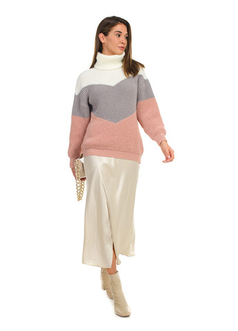 Пудровий трьохкольоровий об'ємний светр “oversize” SVTR