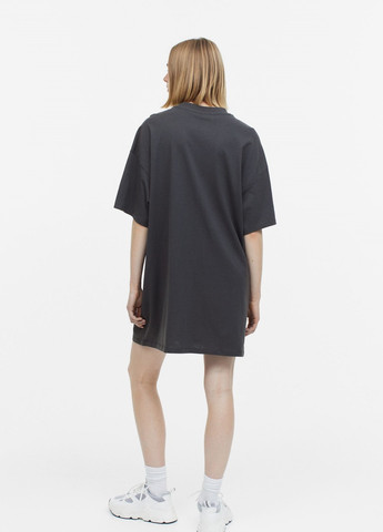 Темно-серое кэжуал платье H&M с рисунком