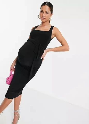 Черное платье Missguided