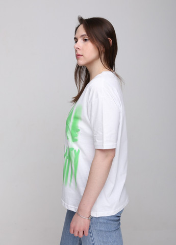 Белая всесезон футболка женская белая с зеленым с надписью широкая с коротким рукавом Whitney Свободная