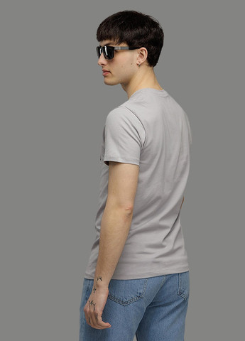 Светло-серая мужская футболка регуляр Yuki