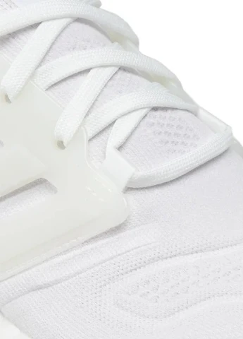 Білі кросівки ultraboost 22 adidas