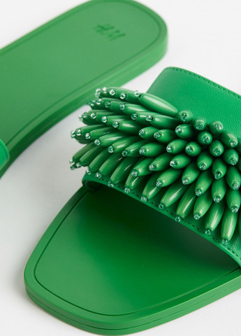 Зеленые шлепанцы H&M