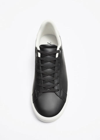 Черные демисезонные кроссовки Zara