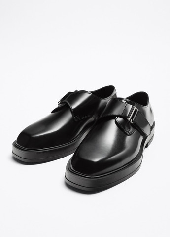 Черные классические туфли Zara
