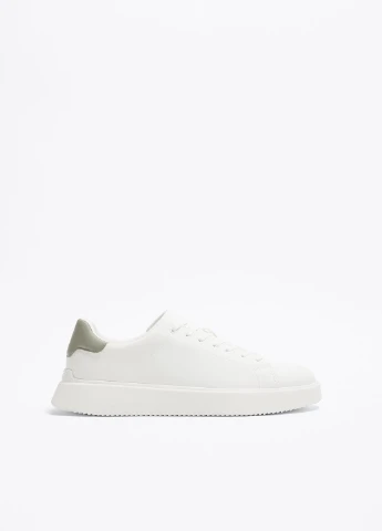 Белые демисезонные кроссовки Zara