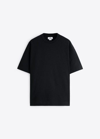 Черная футболка Zara