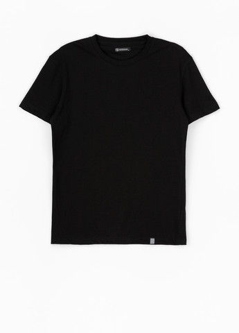 Черная футболка Stendo
